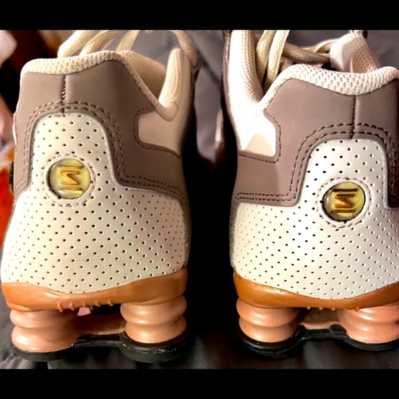 SOLD - Picture 5 of 8